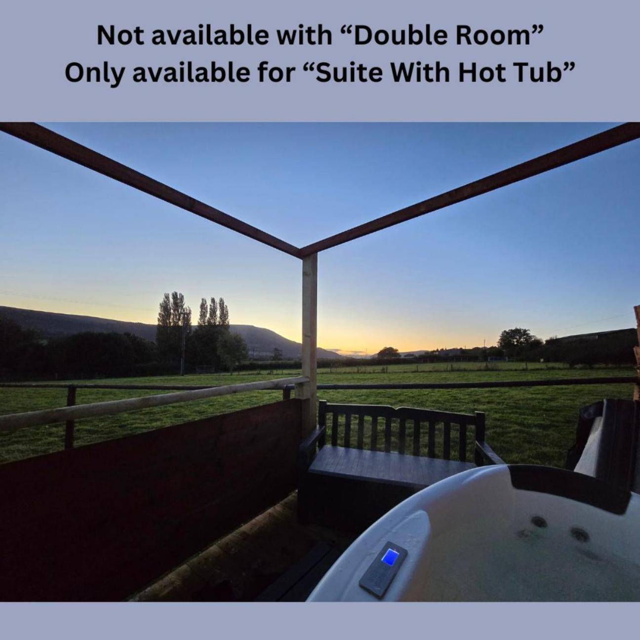 Cwtch Glamping Shepherds Huts Abergavenny Esterno foto